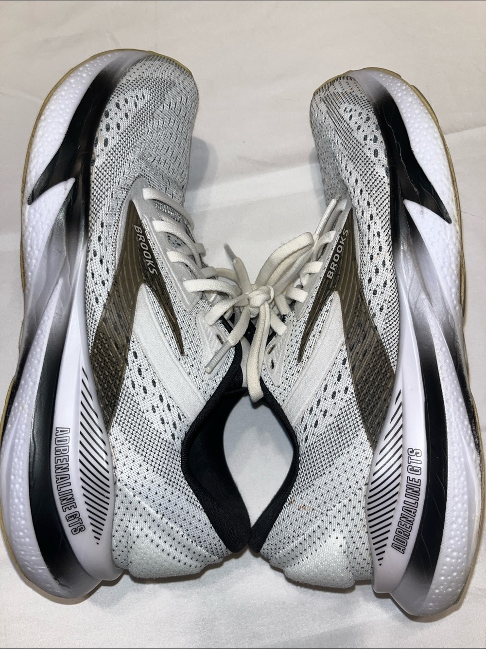 Brooks Women’s Running Shoes - White and Black - Picture 6 of 8
